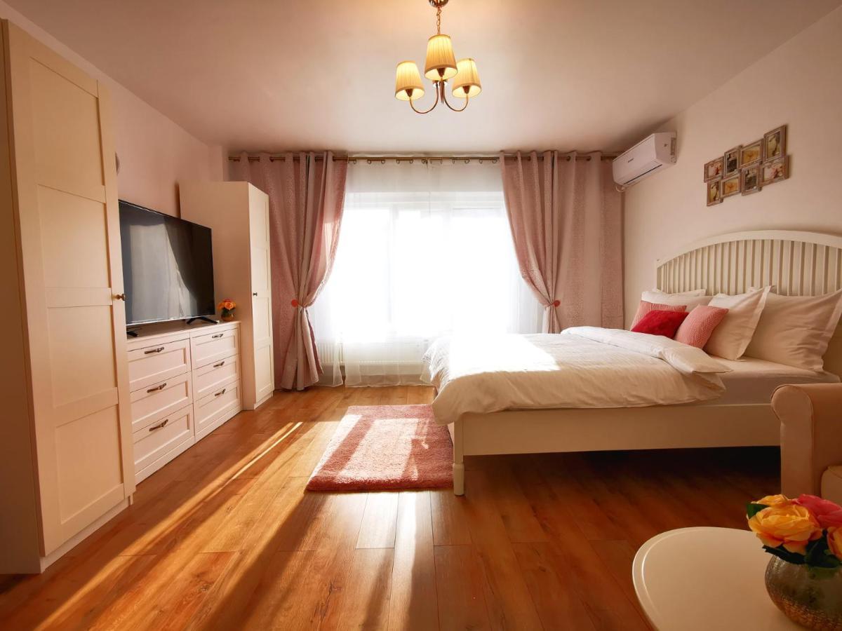 Studio T By Mrg Apartments Bucharest Exterior photo